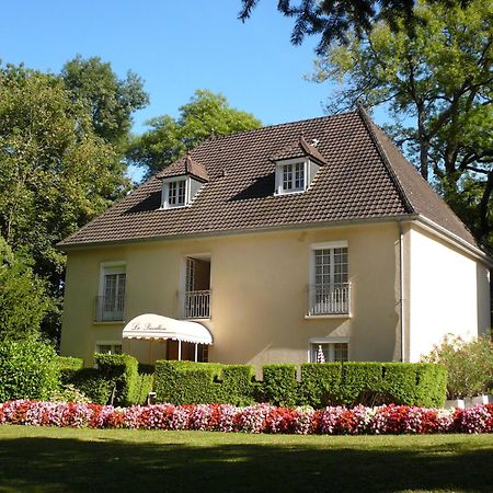 Chateau De Rigny Menthon-Saint-Bernard Esterno foto